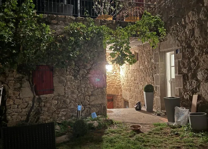 Maison De Charme Avec Independant Vakantiehuis